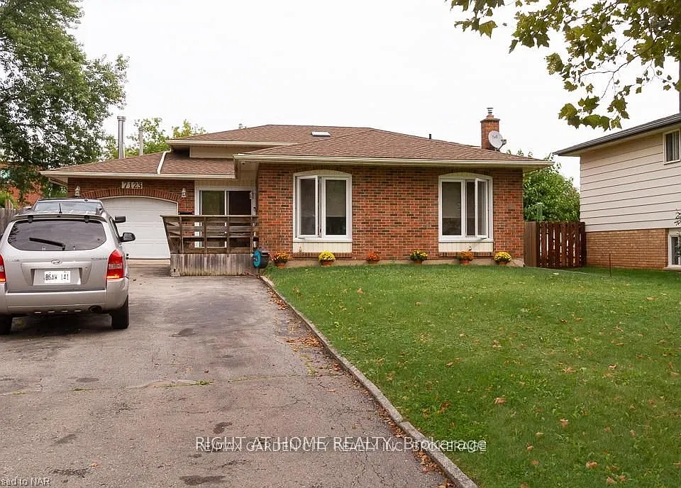 7123 Barto Cres