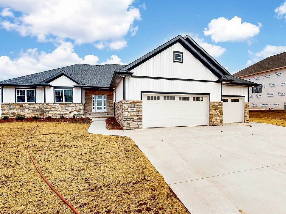 1st image of 4892 Prairie School Dr
