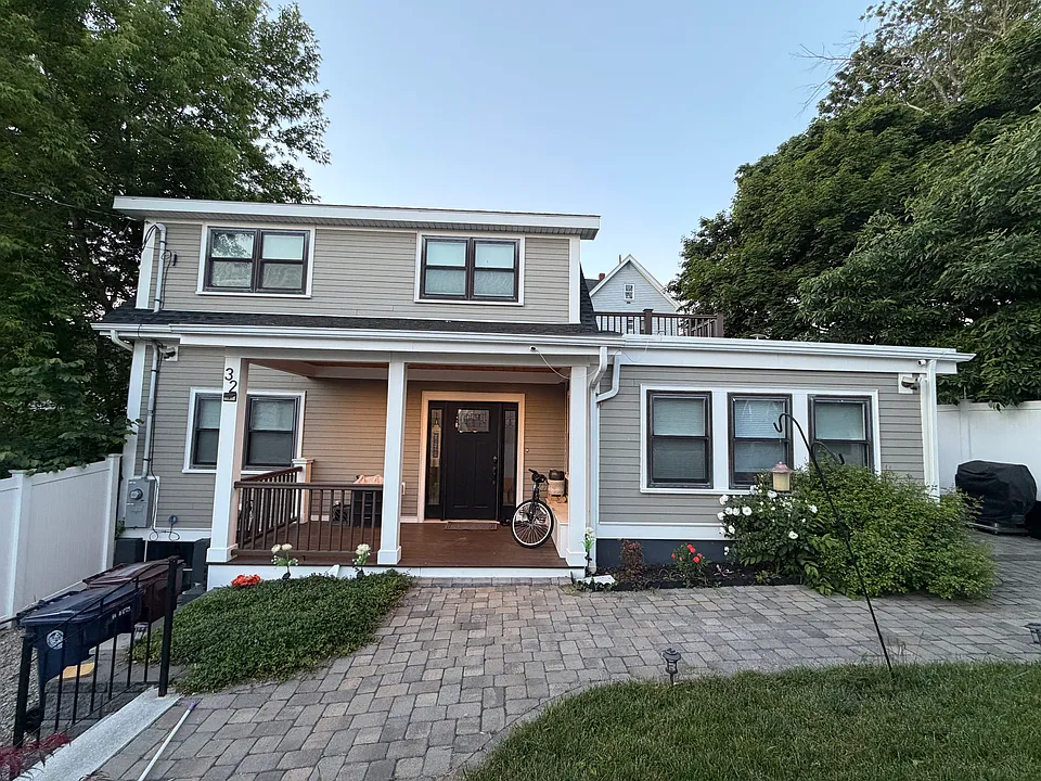 32 Fremont Ave