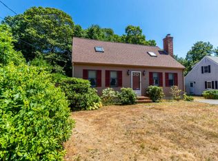 57 Cayuga Ave, Mashpee, MA 02649