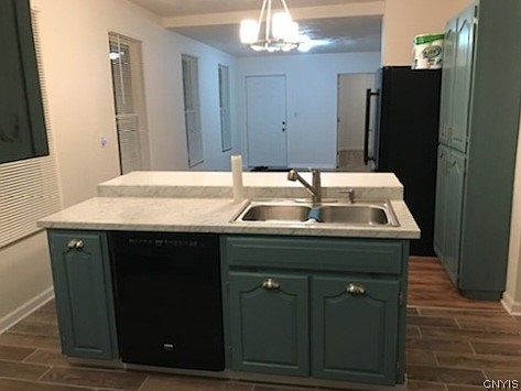 4th image of 813 South St