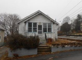 24 Nestor St, West Warwick, RI 02893
