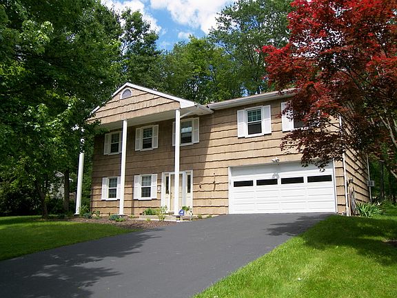2nd image of 3282 Barkley Ln