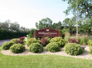 2250 Midland Grove Rd APT 206, Roseville, MN 55113