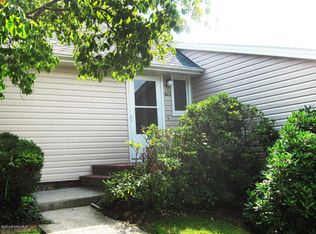 423 New Kent Rd, Blacksburg, VA 24060