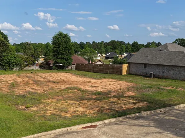 41 Williams Cir, Texarkana, TX 75501