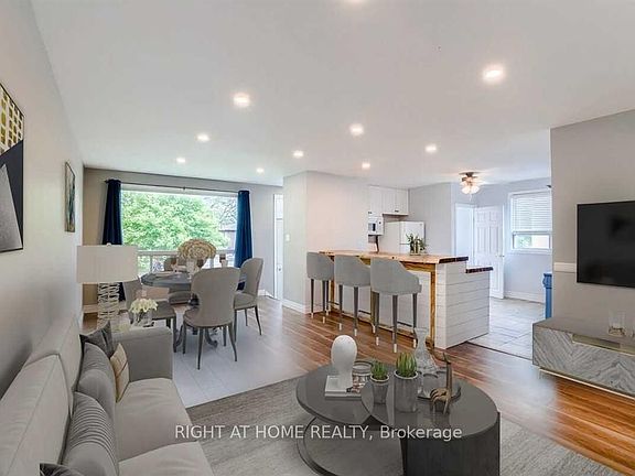 3rd image of 306 Rosedale Dr