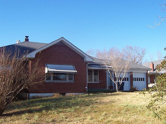 3rd image of 425 McGuire Ave