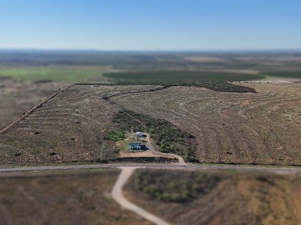 4699 Fm 2319, Loraine, TX 79532