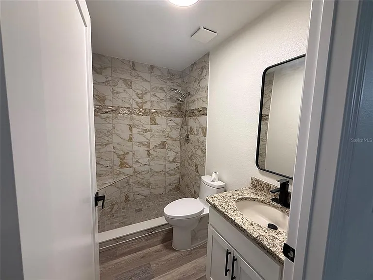 40233 Palm St — Photo 23