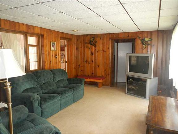 4th image of 4520 Old William Penn Hwy