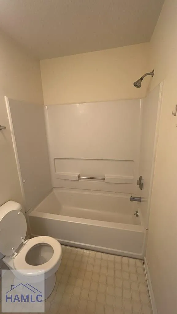 2 bed, 2.5 bath, 1244 sqft, $1,200 — Photo 2