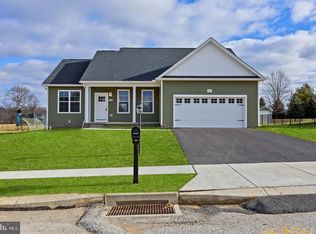 42 Lobell Rd, Abbottstown, PA 17301