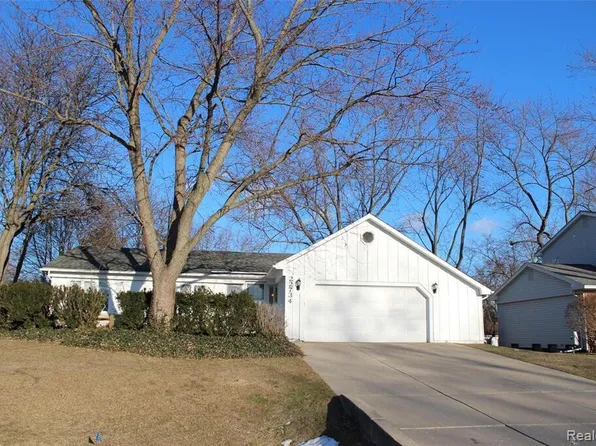 22734 Chestnut Tree Way, Novi, MI 48375