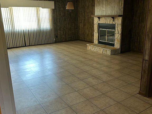 3rd image of 700 Oakwood Avenue