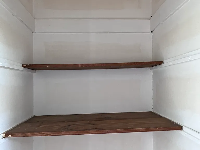 Short closet
