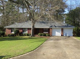 1202 62nd Ct, Meridian, MS 39305