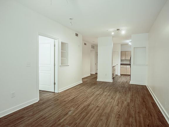 3rd image of 2020 5th Ave S Unit 229