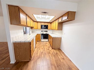 5056 Jeffreys St Unit 102, Las Vegas, NV 89119, photo 2