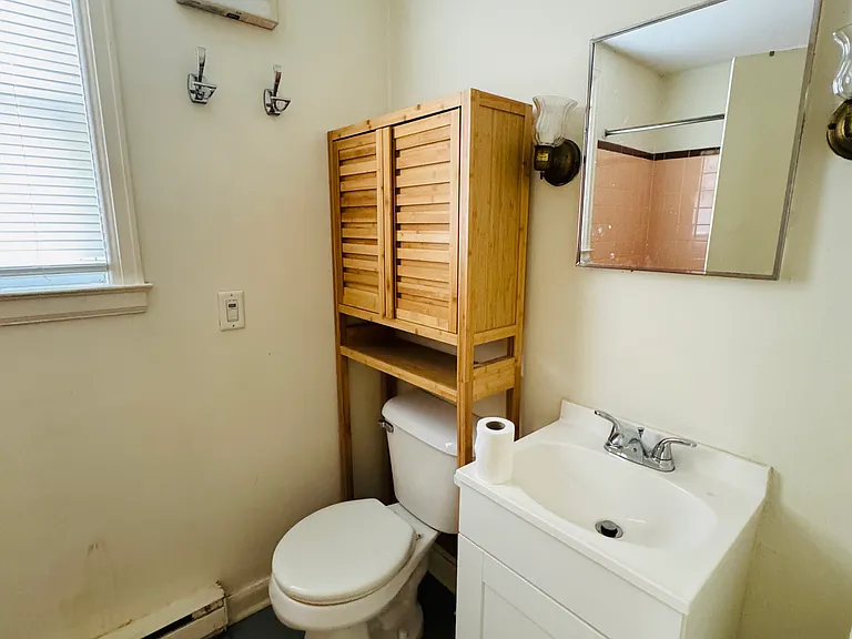 8 Johnson St #A — Photo 17
