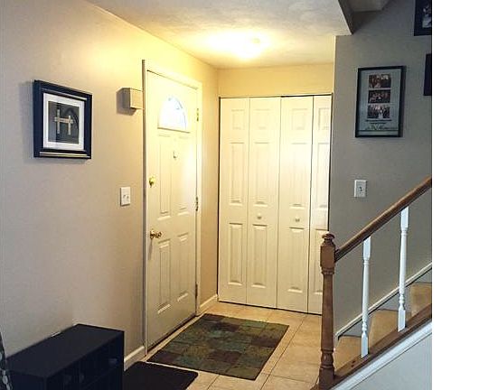 2nd image of 3 Angelica Ct