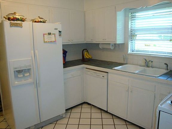 2nd image of 1749 Scenic Dr
