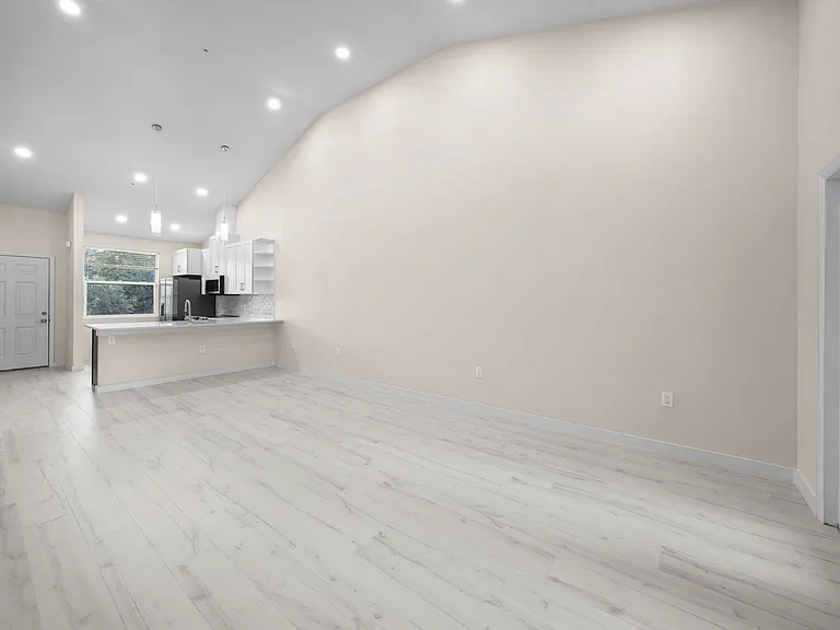 3890 34th Ave S #203 — Photo 6