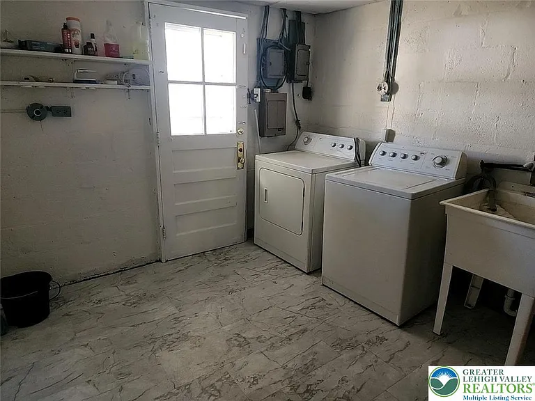 743 N Halstead St — Photo 11