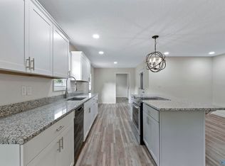4989 Rainbow Dr, Rainbow City, AL 35906