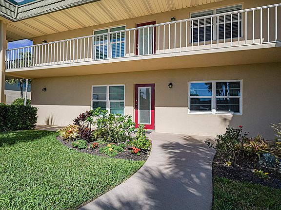 2nd image of 23 Vista Gardens Trail #102