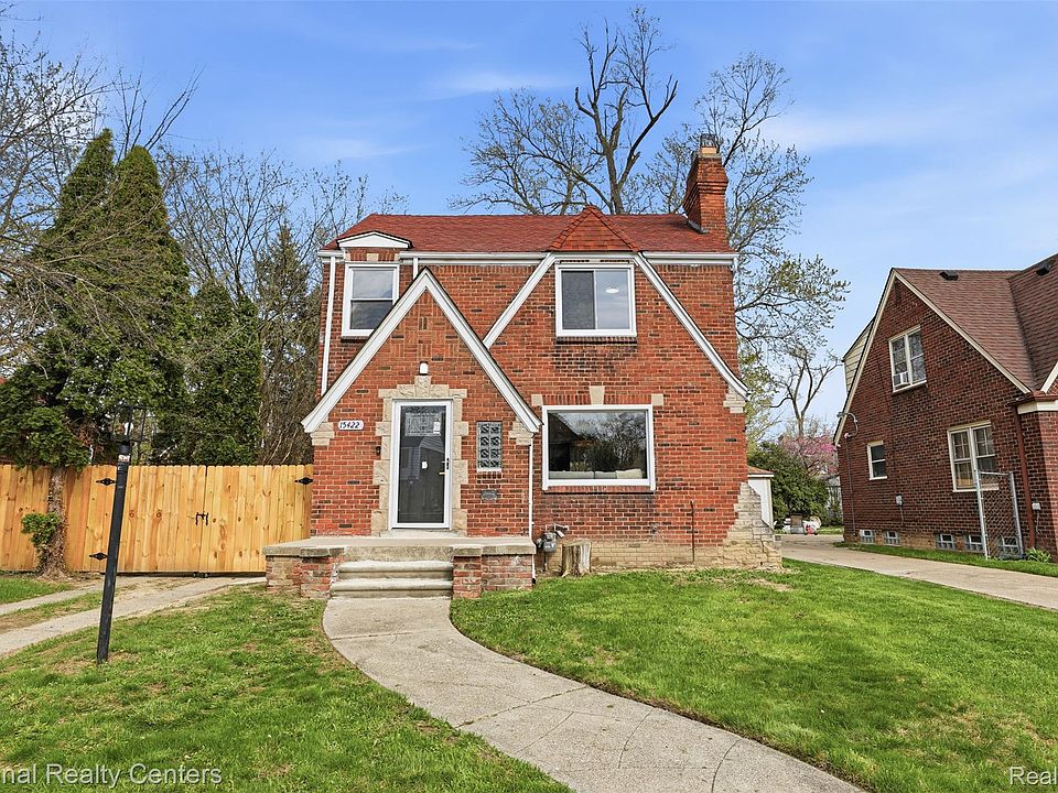 1st image of 15422 Gilchrist St