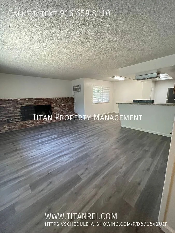 2 bed, 1.0 bath, 875 sqft, $1,650 — Photo 3