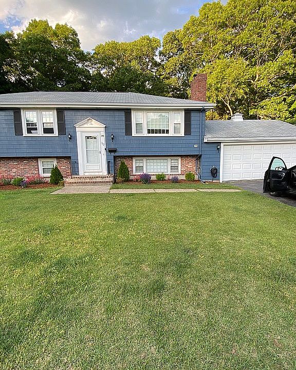2nd image of 112 Ivy Rd