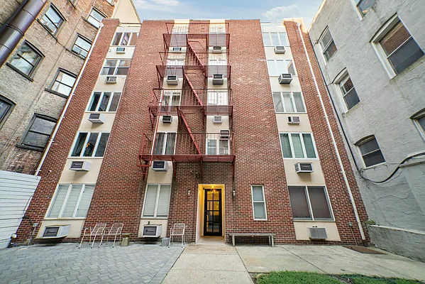 Rented by Harmonycity Corp. | media 28