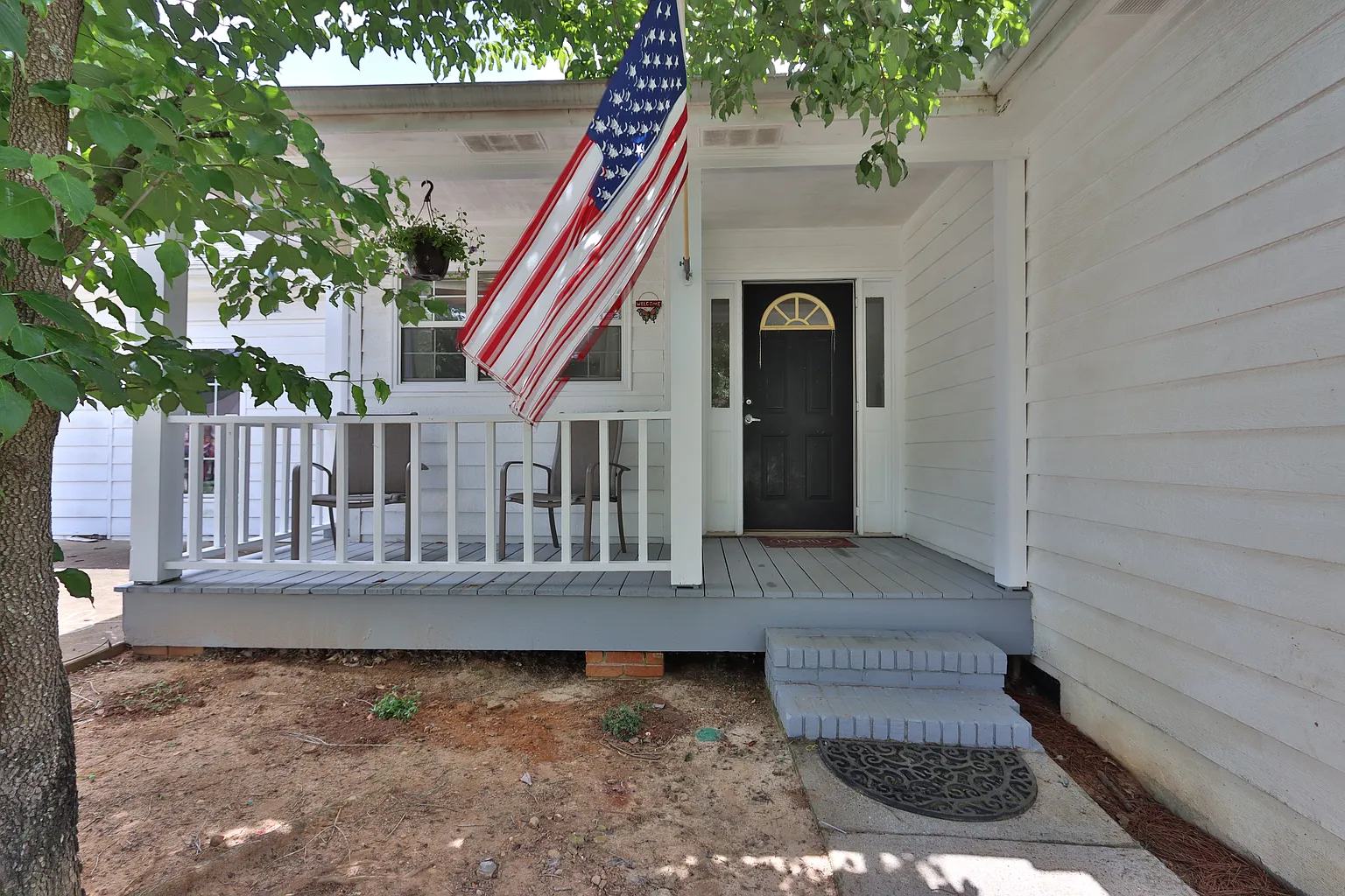 915 Century Oak Dr photo 1