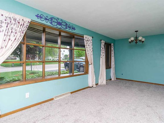 5th image of 5817 Weymouth Dr