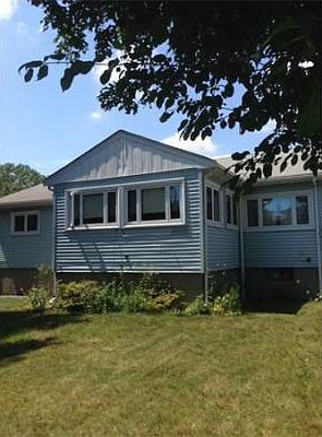 3rd image of 22 Kittredge St