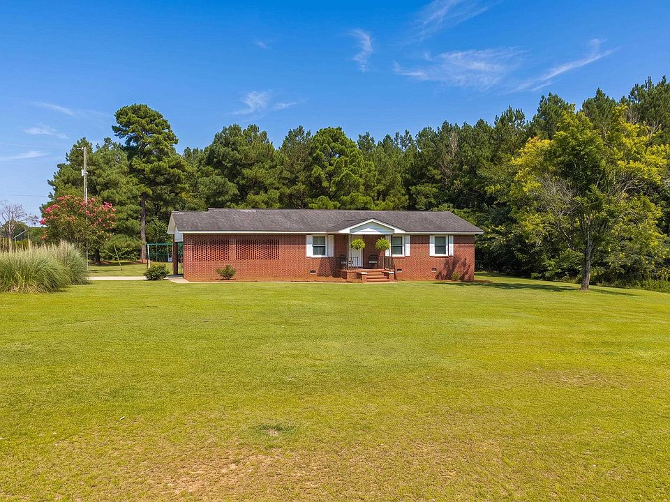 1st image of 3053 McCords Ferry Rd