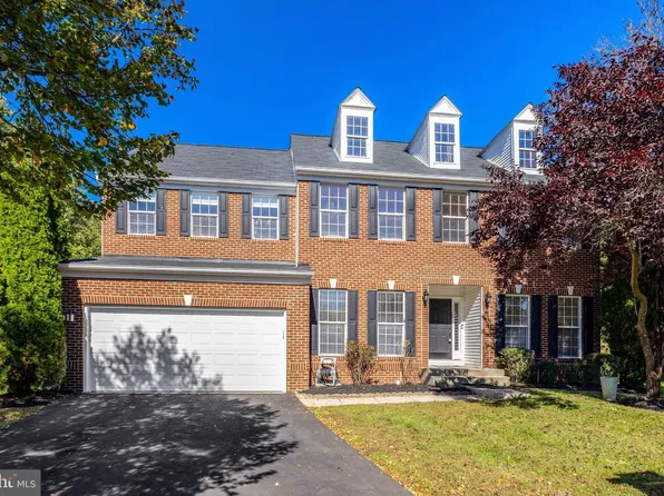 128 Max Ct SE, Leesburg, VA 20175