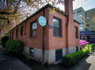 Just in Time for Fall! Great Nob Hill 1-Bed in Boutique Courtyard Building!, Portland, OR 97210