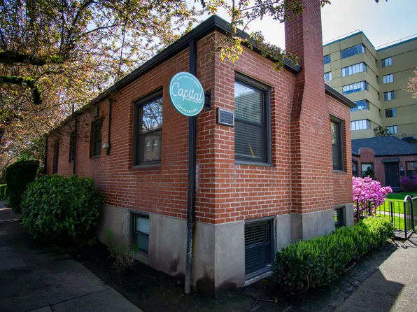 Just in Time for Fall! Great Nob Hill 1-Bed in Boutique Courtyard Building!, 322 NW 22nd Ave, Portland, OR 97210