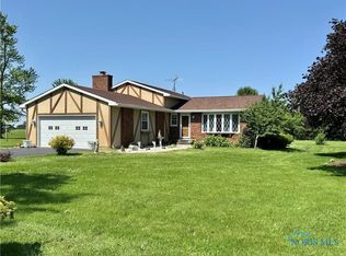 410 E Bartlow St, Deshler, OH 43516