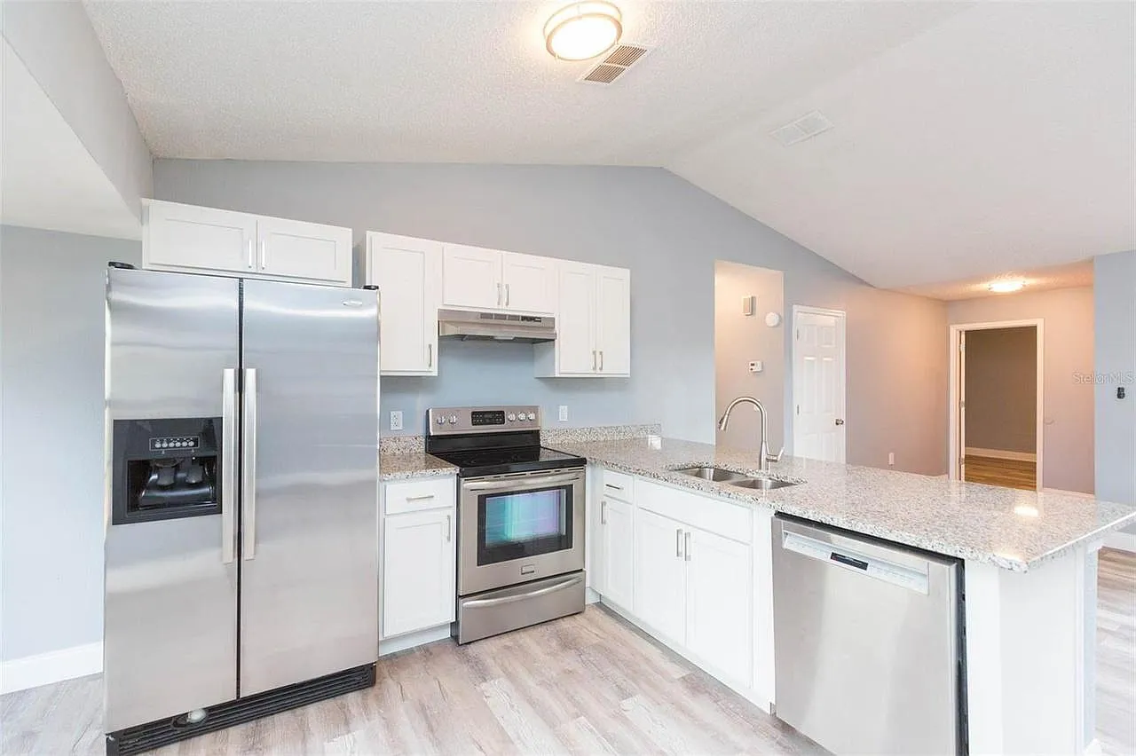 4 bed, 2.0 bath, 1505 sqft, $754 — Photo 4
