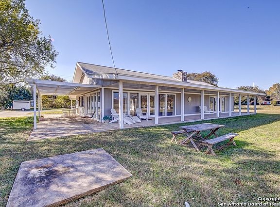 2nd image of 19281 Marbach Ln
