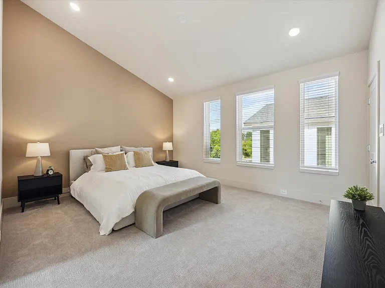 5905 Urban Pines St — Photo 17