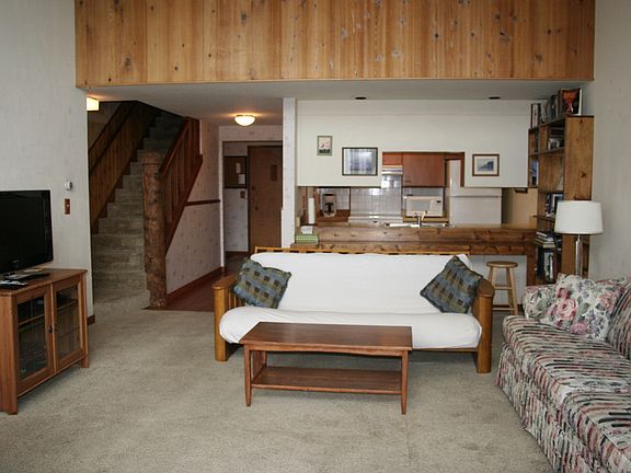 5th image of 30 Admiralty Ln Unit 321