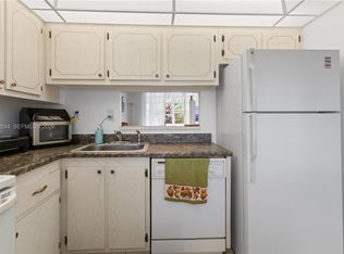 Cypress Chase, Fort Lauderdale, FL 33313