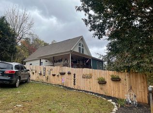 450 Sleepy Hollow Rd, Speedwell, TN 37870