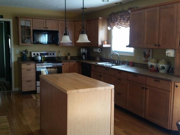4th image of 153 Redwood Dr