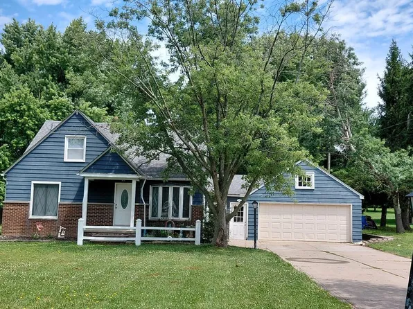 10052 Albion Rd, North Royalton, OH 44133